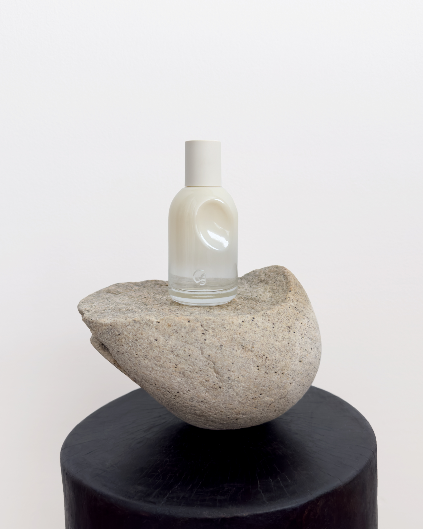 Doux + You Travel Spray - Image 2